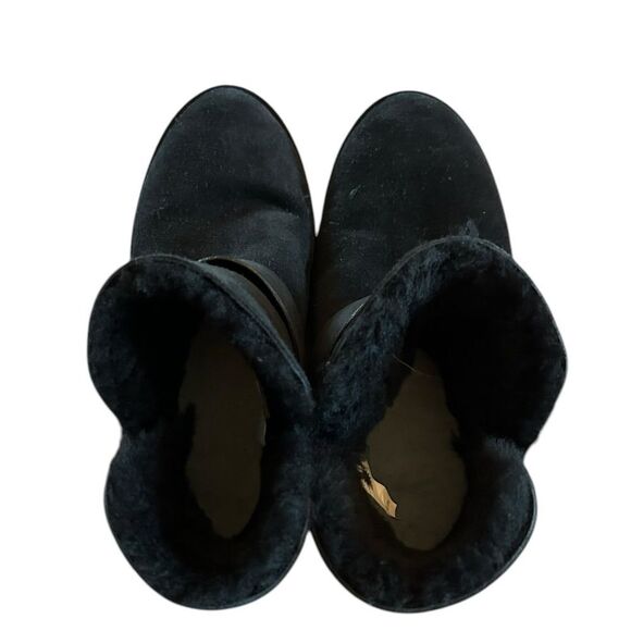 UGG romely short buckle in Black Shearling 6 - Picture 6 of 9